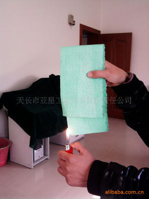 一米起售，品質(zhì)護(hù)航 詳解天長市亞星工業(yè)用布綠色阻燃布